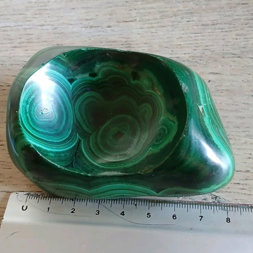 Malachite egg on base new 408 g