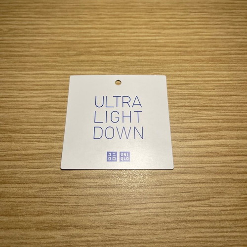 Uniqlo tag genuine collectible new