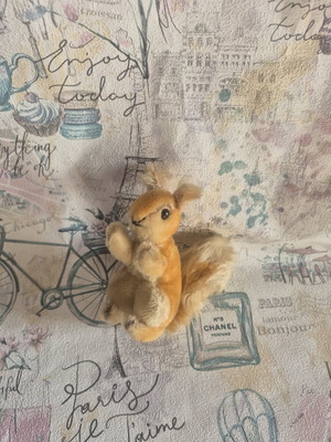 Vintage Steiff Red Squirrel Possy Soft Toy mohair like new, 5"