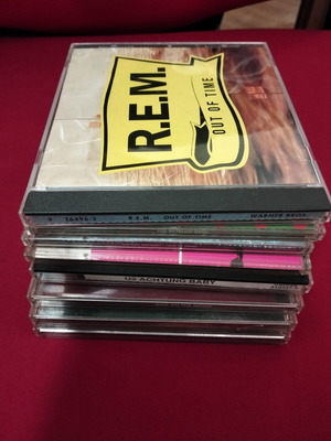 Music CD pack of 8 used, pop genre