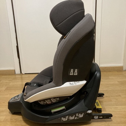 BeSafe iZi Turn i-Size car seat for 6 months to 4 years