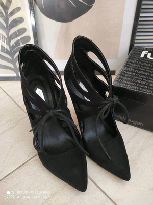 Fullah Sugah heels used, size 38, black with laces
