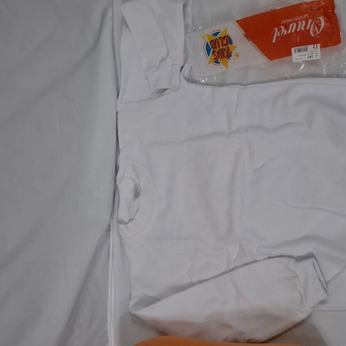 Parade sweatshirt for 10 years old, like new, white