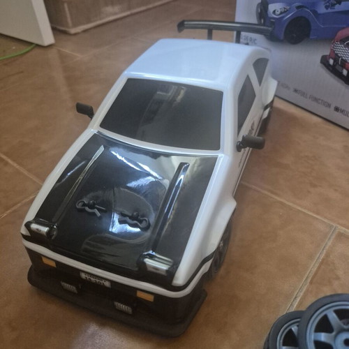 RC Car 1/16 Drift Model Like New