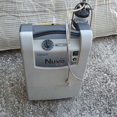 Oxygen Concentrator used, minimally