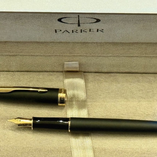 Parker pen set like new