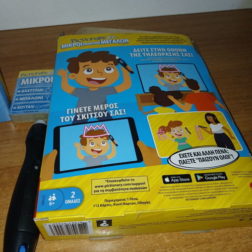 Pictionary Air board game used