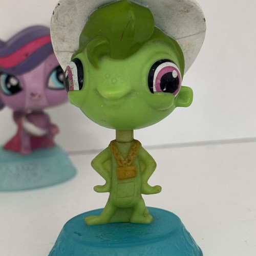 Littlest Pet Shop Vinnie Terrio and Zoe Trent bobblehead figures used