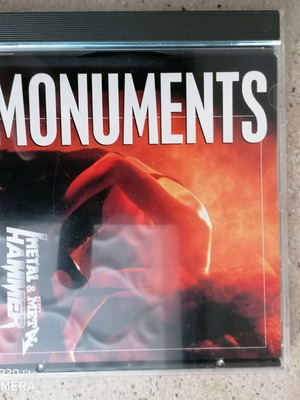 Monuments CD like new, rock