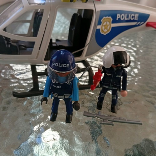 Playmobil City Action Police Helicopter 6921 like new, missing spotlight and box