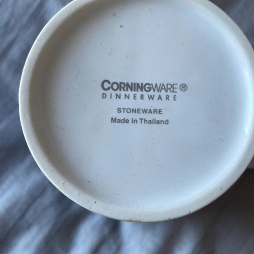 CorningWare Dinnerware mugs like new, set of 8, stoneware