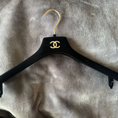 Chanel set of 5 new hangers with metal CC logo