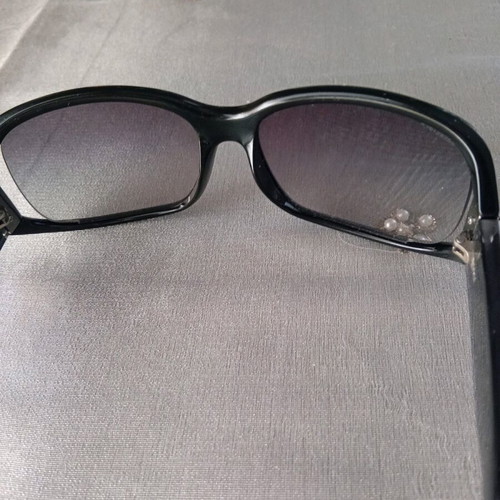 Burberry sunglasses used, acetate with metal details without case