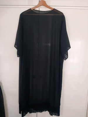 Tunic transparent with fringes new, black, one size