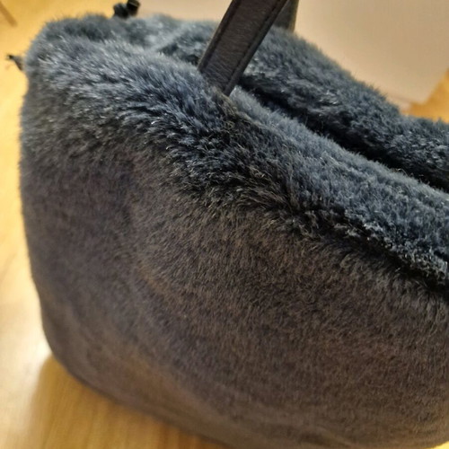 Zara women's furry shoulder bag like new, blue
