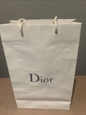 Dior хартиена чанта като нова, голяма
