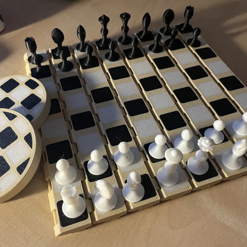 Foldable chess new with 3D printed compact board