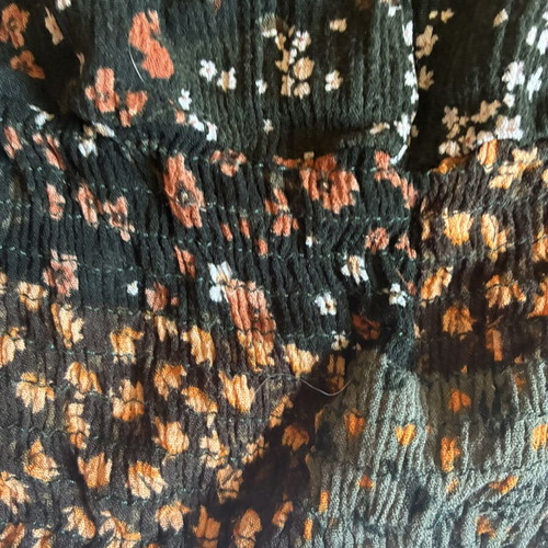 Pull & Bear Patchwork Floral Crop Top Long Sleeve V Neck Size Small