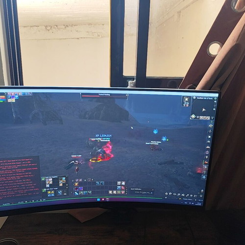 LG 32" curved FHD monitor