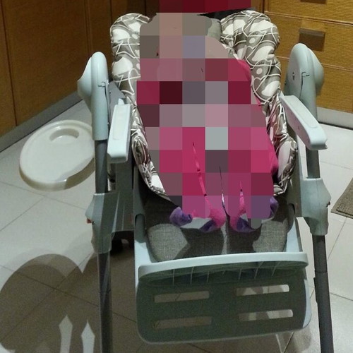 Chicco baby feeding chair like new