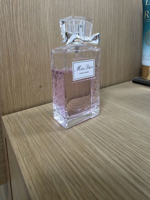 Miss Dior Rose N'Roses Eau de Toilette 150ml σαν καινούργιο