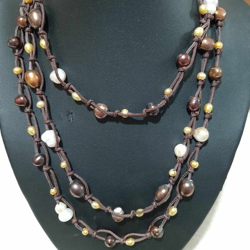 Necklace with real pearls new, very long, from personal collection
