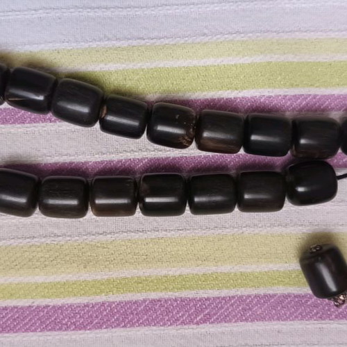 Worry beads bull horn black used, barrel shape