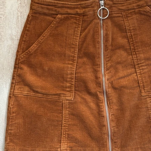 Velvet ribbed mini skirt caramel color size M like new