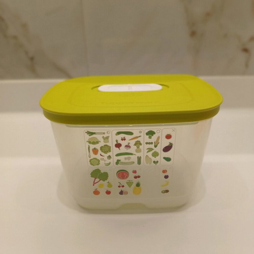 Tupperware 1.8 litre new
