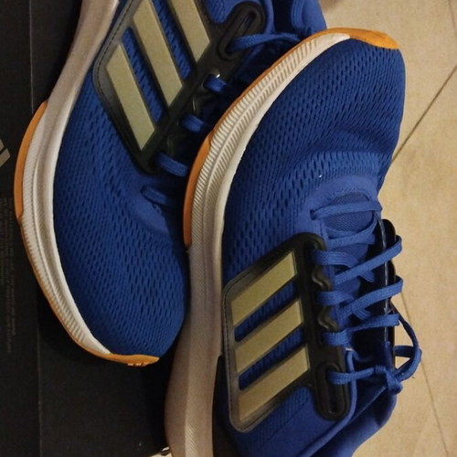 Adidas Ultrasound athletic shoes size 44 like new, blue