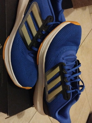 Adidas Ultrasound athletic shoes size 44 like new, blue