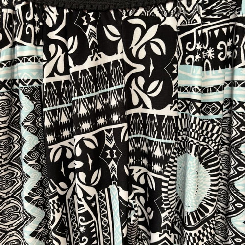 Salvari pants multicolor size M-L like new with pockets