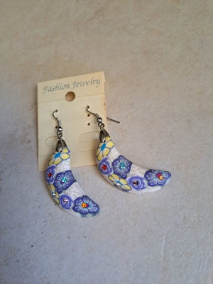 Multicolored crescent moon earrings with stones new
