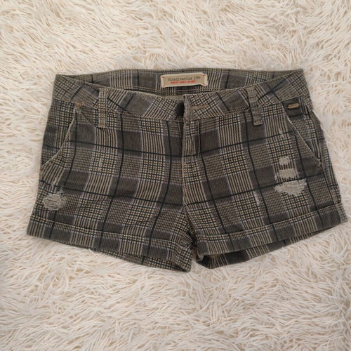 Stradivarius shorts new, size Small 34