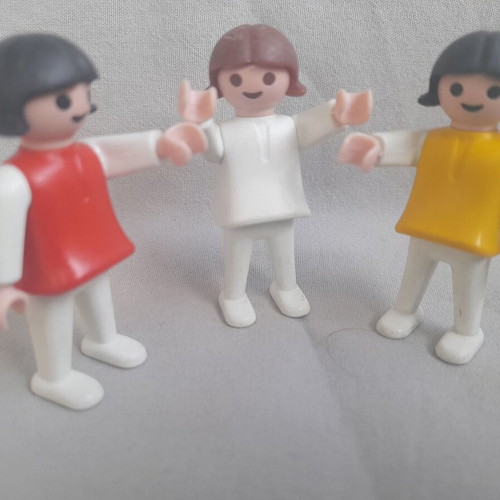 Playmobil used small girls figures set of 3