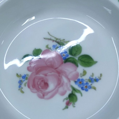 Meissen porcelain ashtrays set like new, handmade, vintage