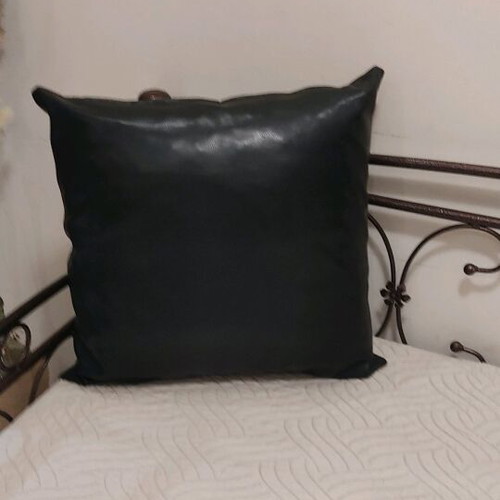 Leather pillow 60x60x18 cm, black, with zipper