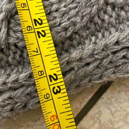 Knit sleeveless sweater Zara size S like new, gray with fur
