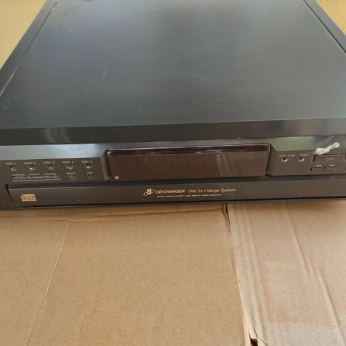 Sony CD changer 5-disc used, repair or spare parts