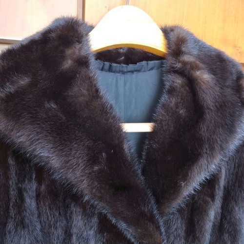 Mink fur coat single-piece handmade like new, black