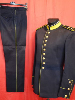 Στολή εξόδου 4ετής εύελπι μεταχειρισμένη