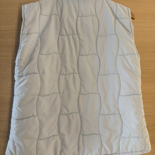 Light Blue Quilted Vest Medium Used with Zippered Pockets
