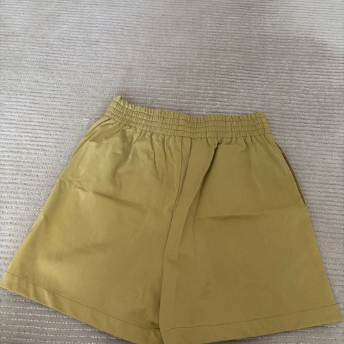 Gestuz shorts brand new, yellow with leathery texture, size 36