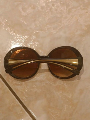 Sunglasses like new, brown