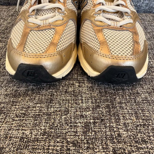 New Balance 530 women's athletic shoes size 38, like new, beige gold
