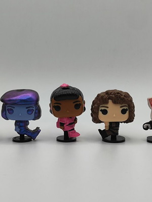 Support bases for 5 Stranger Things Kinder Joy figures new