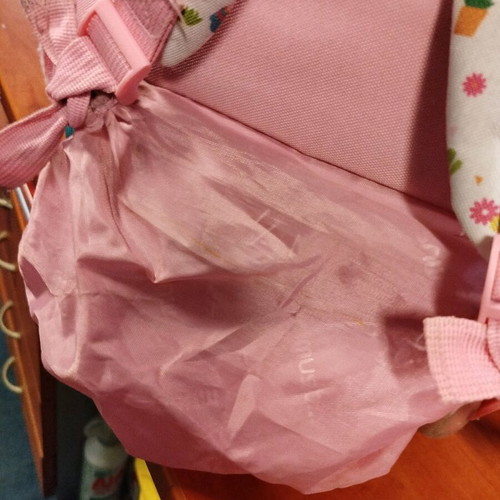 Must school backpack used with wheels and three pockets