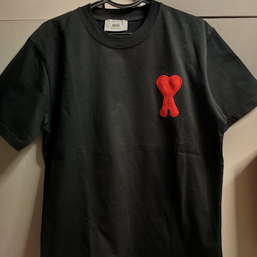 Ami T-shirt like new, black, size L