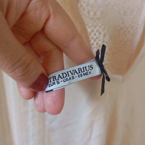 Stradivarius bodysuit like new, ivory, size S