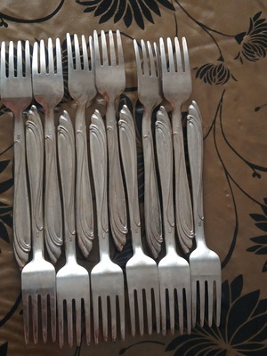 Set of 12 forks silver plated 800 used, very good condition